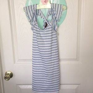 7 for all Mankind size XL, blue and white top